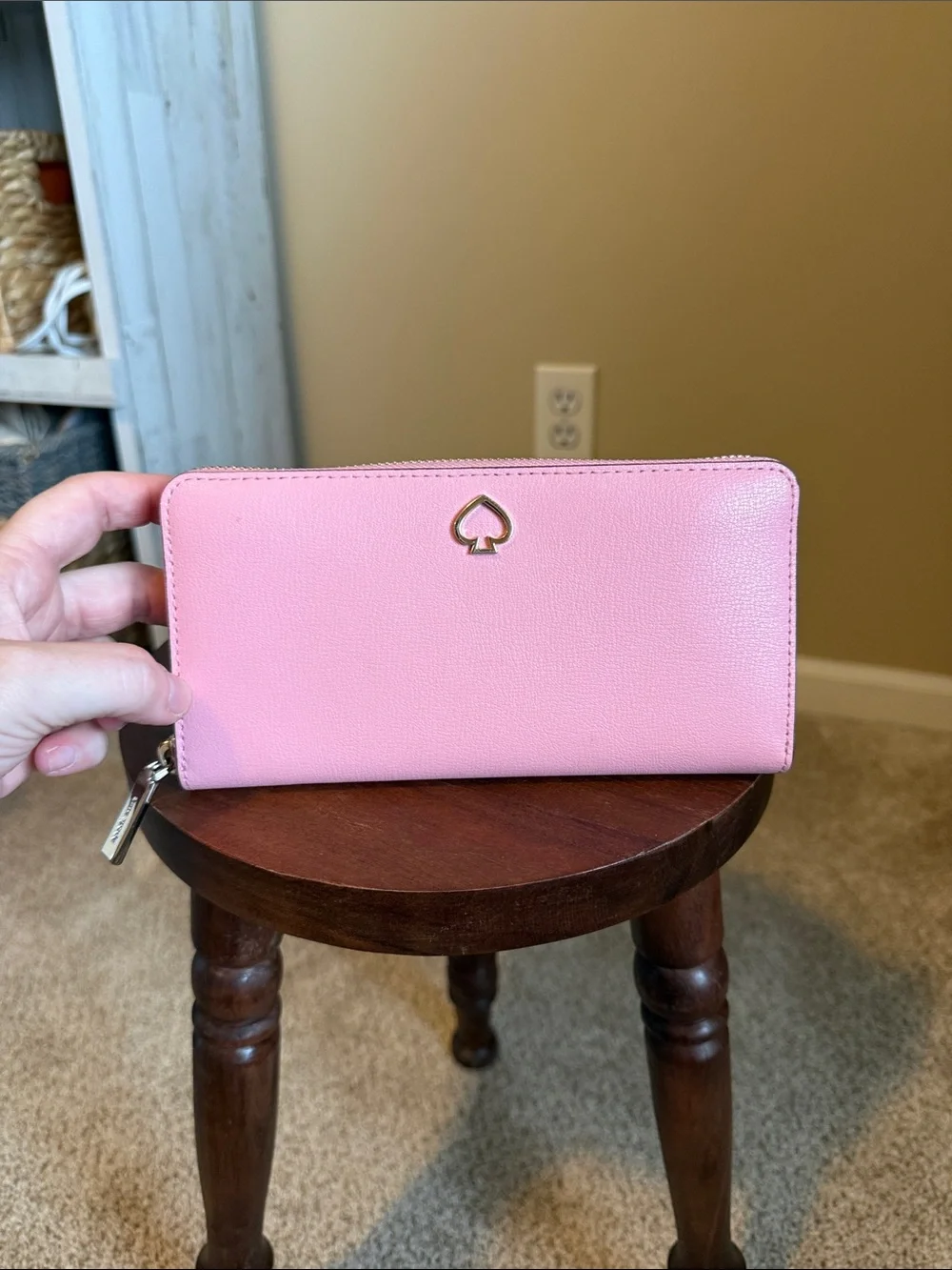 kate spade classic zip